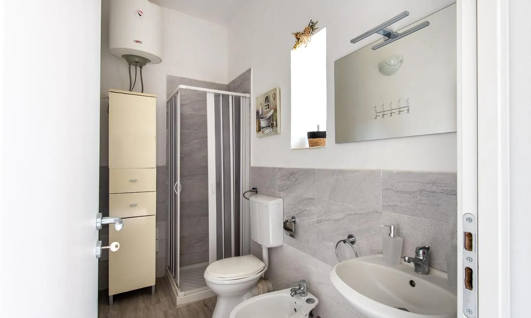 Home In Palermo-Cathedral Apartment