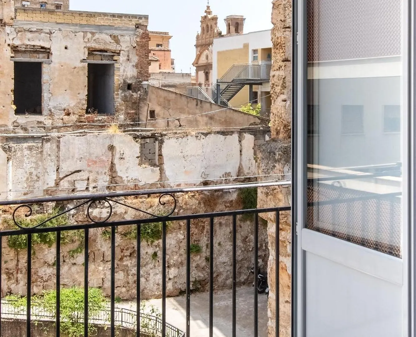 Apartment Home In Palermo-Cathedral